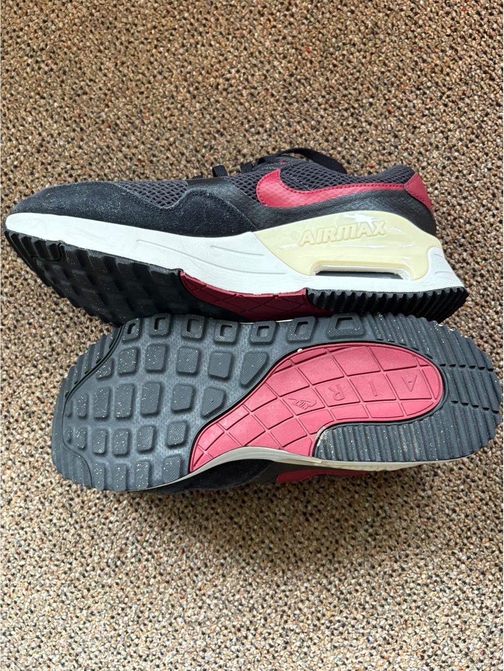 Nike Air Max Men's Sneakers Size 10.5 Gray and Red - Picture 3 of 6